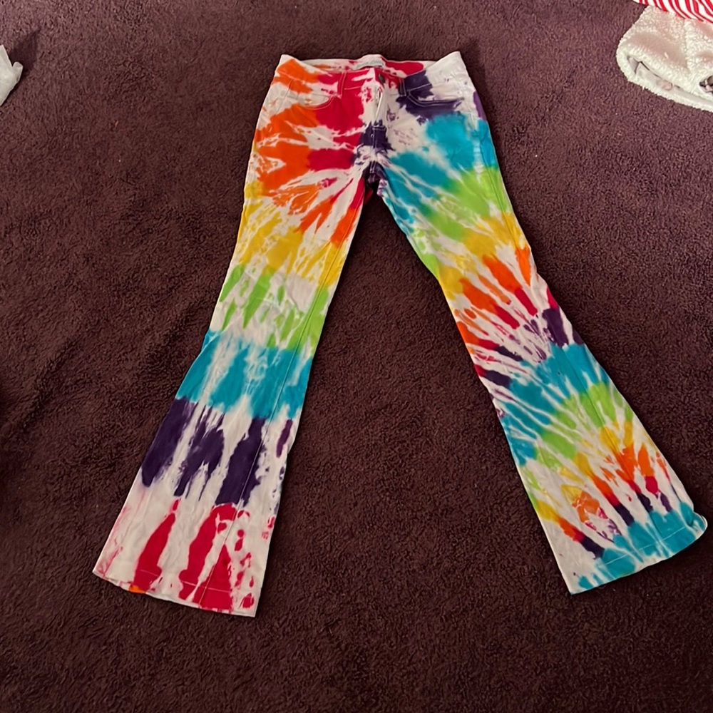 Ranch dressn tie dye jeans